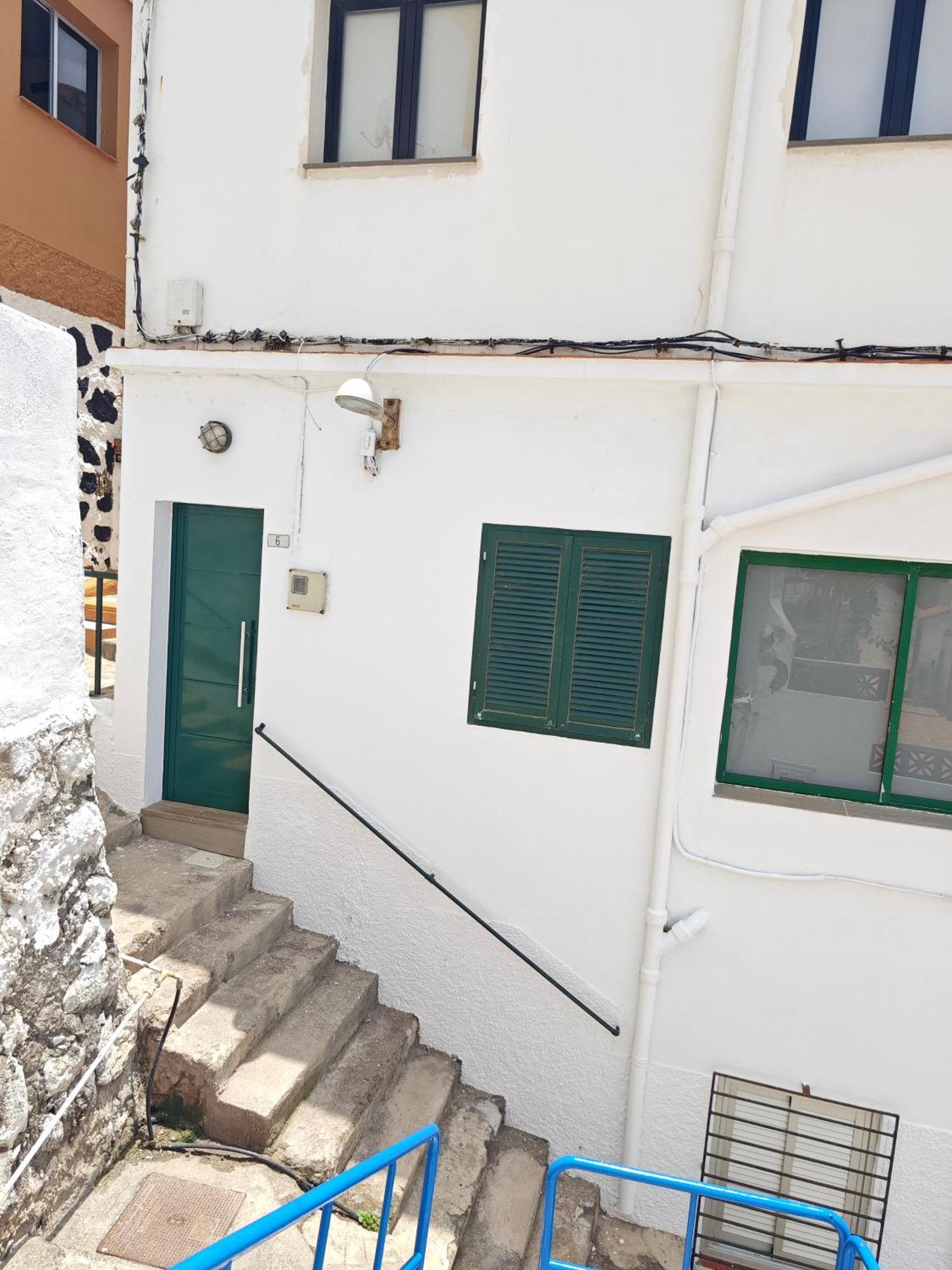Cozy Apartment In Front Of The Natural Pools El Pris エクステリア 写真